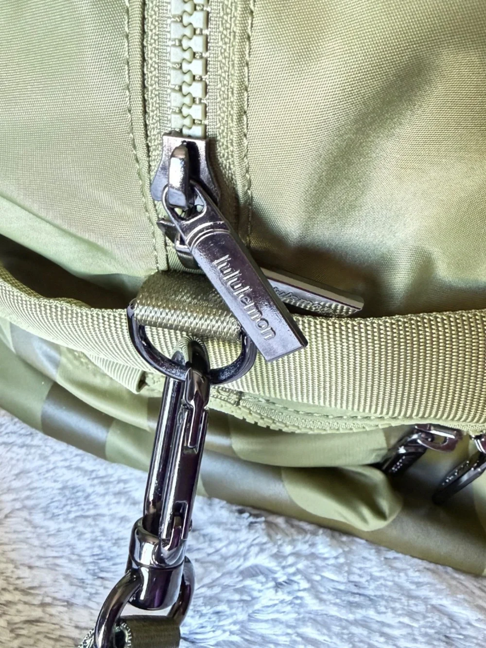 Lululemon City Adventurer Large Duffle Bag 29L